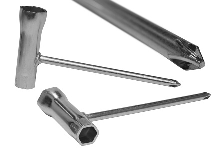 Ключ-отвертка Rezer 1319-151X крестовая